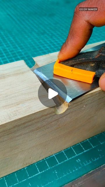 Dowel Maker Jig, Diy Dowel Maker, Woods Reference, Jet Woodworking Tools, Dowel Jig, Wood Plane, Handy Man, Daily Hacks, Woodworking Carpentry