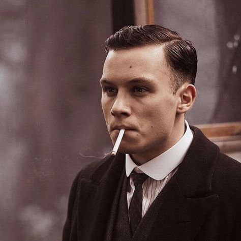 Michael Gray
Peaky Blinders
Peaky Blinders Haircut 1920s Male Hair, Michael Peaky Blinders, Micheal Gray, Gray Haircut, Glasgow Smile, Velvet Vampire, Chicago Mafia, Asian Men Short Hairstyle, Michael Gray