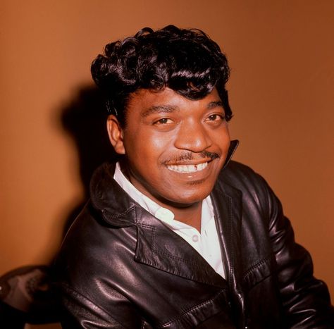 Man Loves A Woman, Percy Sledge, The Pretenders, Soul Singers, Today In History, Music Images, Rock Groups, Rhythm And Blues, Personal Injury