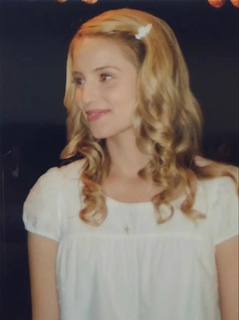 Diana Argon, Diana Agron, Glee Fashion, Quinn Fabray, Dianna Agron, Glee Cast, Glee, Hair Inspo, Cute Hairstyles