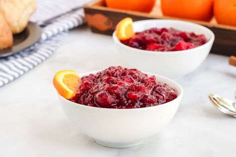 Cranberry Relish Recipes Thanksgiving, Cooking Cranberries, Cranberry Orange Sauce, Cranberry Bars, Cranberry Relish, The Cranberries, Cranberry Salad, Pot Recipes Easy, Orange Sauce