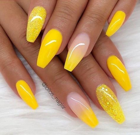 Nails Design Spring, Yellow Acrylic Nails, Acrylic Nails Design, Yellow Nail Art, Yellow Nails Design, Gel Pedicure, French Pedicure, Yellow Nail, Designs Nail