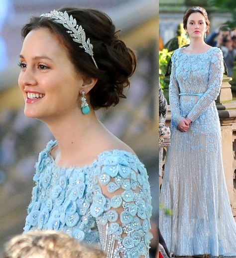 this is blair's wedding dress from the series finale of gossip girl. i passed out.  Elie Saab dress with Jennifer Behr headband Blair Waldorf Wedding, Blair Waldorf Headband, Gossip Girl Series, Mode Gossip Girl, Estilo Gossip Girl, Updo With Headband, Gossip Girl Blair, Ellie Saab, Gossip Girls