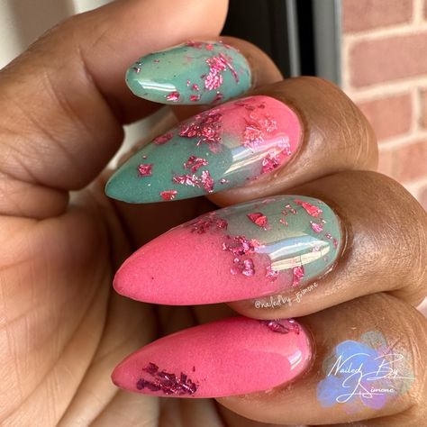 Pink dip powder nails. 🌸Hoe Shit- Quirky Dips 👗Ready or Not- Confidips . #nails #nailsofinstagram #dipnails #nailsoftheday Ombré Nails Pink, Green Ombré Nails, Pink Dip Powder Nails, Pink Dip, Happy Birthday Sis, Pink Ombre Nails, Foil Nails, Green Ombre, Dip Powder Nails