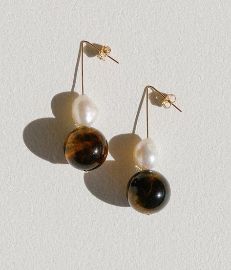 Jewellery Boutique, Fine Pearl Jewelry, Jewelry Store Design, Earring Beads, Luxury Jewellery, The Wallpaper, Handmade Jewelry Diy, Jewel Box, Bling Rings