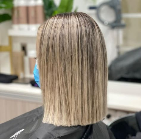 Straight Cut Hair, Wavy Shoulder Length Hair, One Length Haircuts, One Length Hair, Bob Cuts, Bob Haircut For Fine Hair, Shoulder Length Hair Cuts, Short Bob Haircuts, Medium Hair Cuts