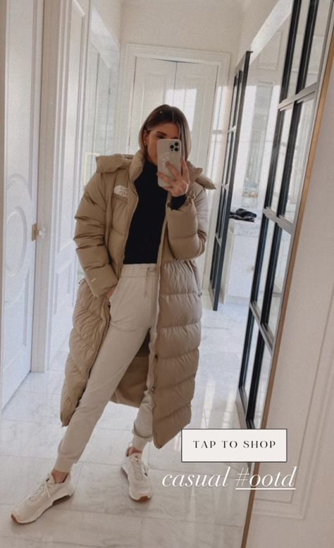 Long Tan Puffer Jacket Outfit, Parka Jacket Outfit Winter, Beige Puffer Coat Outfit, Cream Puffer Coat Outfit, Tan Puffer Jacket Outfit, Cream Puffer Jacket Outfit, Parka Jacket Outfit, Puffer Jacket Outfits, Puffer Coat Outfit