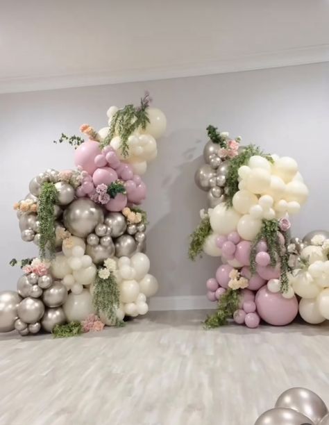 Forest Theme Balloon Garland, Whimsical Balloon Arch, Enchanted Forest Balloons, Enchanted Forest Balloon Arch, Enchanted Forest Balloon Garland, Enchanted Forest Birthday Party, Flower Balloons, Balloons Wall, Enchanted Forest Birthday