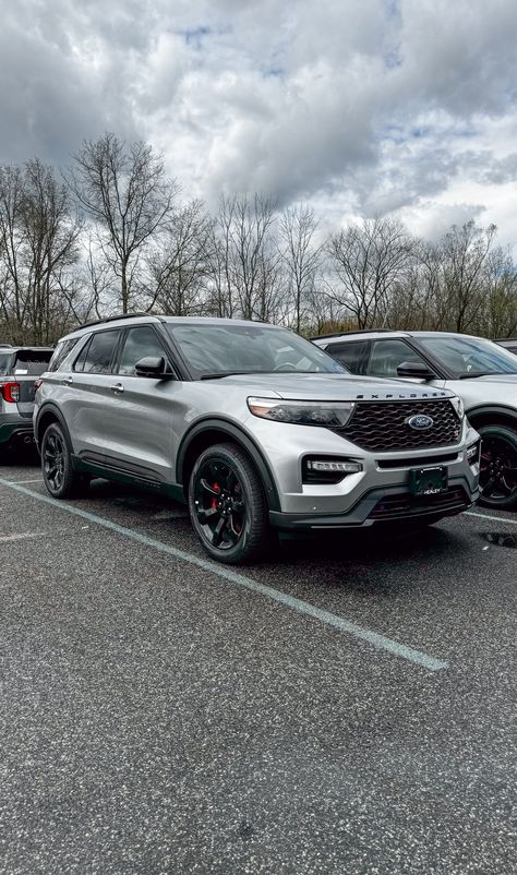 Step into a world of limitless possibilities with this 2024 Ford Explorer ST, propelling you towards endless adventure! 🗺️ 🌄 (Stock#F43412)  #HealeyBrothers #HudsonValley #HVNY #poughkeepsieny #orangecountyny #sussexcountynj #essexcountynj #bergencountynj #ford #fordcars #fordexplorer #explorer #st #suv Ford Explorer St, Explorer St, Chevrolet Dealership, New Hampton, Poughkeepsie Ny, Chrysler Dodge Jeep, Car Auctions, Ford Explorer, Hudson Valley