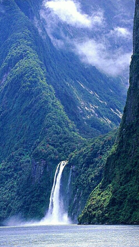 Waterfall Pictures, Pretty Landscapes, Beautiful Images Nature, Landscape Scenery, Beautiful Nature Wallpaper, Beautiful Waterfalls, Beautiful Scenery Nature, Alam Yang Indah, Beautiful Nature Pictures