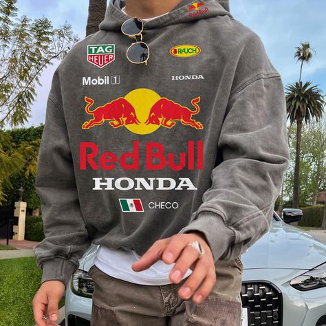 Oversize Leisure Racing Graphic Print Pocket Comfort Hooded Sweatshirt Redbull Hoodie Red Bull Hoodie, Graphic Hoodie Design, Fashion Outerwear, Woman Vest, Sleeve Placket, Casual Sweatpants, Outfit Inspo Casual, Style Hoodie, Men Fashion Casual Outfits