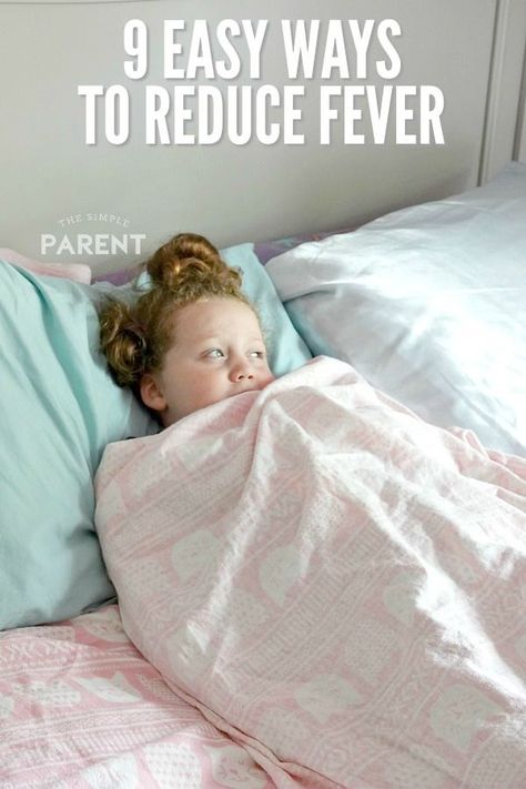 How to Reduce a Fever in Kids Naturally - These 9 easy ways to reduce fever are some that every parent should know! They work in toddlers and even adults! Help everyone feel more comfortable! #health #kids #ad #enfasmart #peaceofmind #feversense Holistic Fever Reducer, Fever Reducer For Adults, Fever Reducer For Toddlers, Reduce Fever In Toddlers, Fever Reducer For Kids, Fever In Kids, Natural Fever Reducer, Essential Oils For Fever, Break A Fever