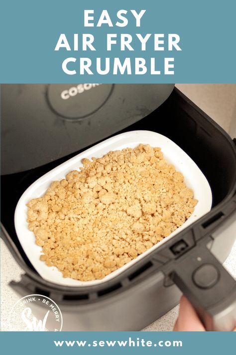 Not only is this air fryer apple crumble quicker and easier to make than traditional recipes, but it's also healthier, and the result is just as tasty. Make a scrumptious air fryer apple crumble with oats that take less than 30 minutes to whip up and cook. Get ready to satisfy your sweet tooth without breaking the bank! Air Fryer Fruit Crumble, Air Fryer Apple Crumble Recipe, Airfryer Apple Crumble, Airfryer Deserts, Air Fryer Apple Crisp Recipe, Air Fryer Apple Crumble, Apple Crumble With Oats, Vegan Crumble, Oat Crumble Topping