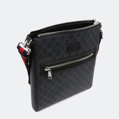 Gucci messenger bag outfit