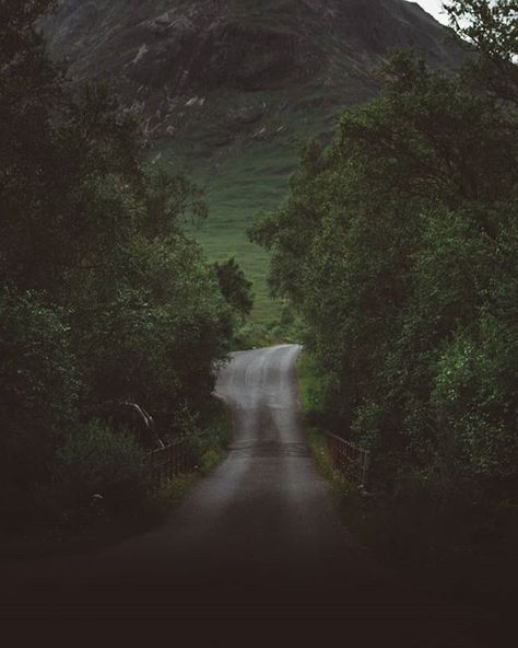 The Scottish Highlands covers 10,085 square miles, each mile as beautiful as the next. #hiddenscotland #roamresponsibly Highlands Aesthetic Dark, Scottish Forest Aesthetic, Rural Gothic, Scottish Forest, Location Aesthetic, Rainy Scotland, Spooky Scotland, Scottish Moors, Gloomy Scotland