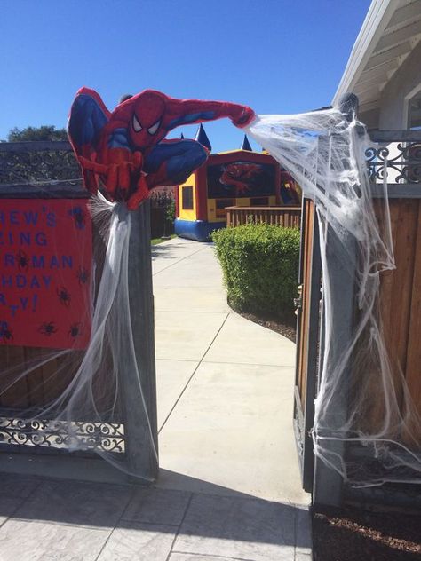 Spiderman Halloween Birthday Party, Spider Man Halloween Decorations, Spider Man Party Backdrop, Spider Man Web Decoration, Spider Man Photo Booth, Spider Man Obstacle Course, Outside Spiderman Birthday Party, 3rd Bday Spiderman, Spider-man Backyard Party