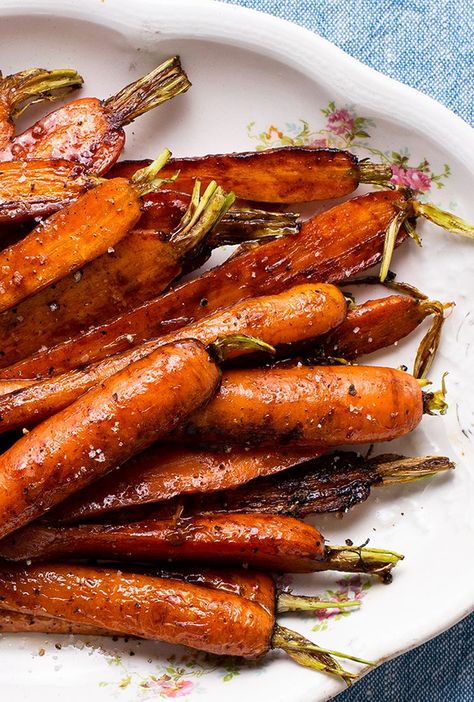 Pan-Roasted Carrots Dutch Oven Carrots, Pan Carrots Recipe, Skillet Roasted Carrots, Skillet Carrots Recipe, Pan Fried Carrots Recipe, Pan Seared Carrots, Pan Cooked Carrots, Stove Top Carrots, Pan Fried Carrots