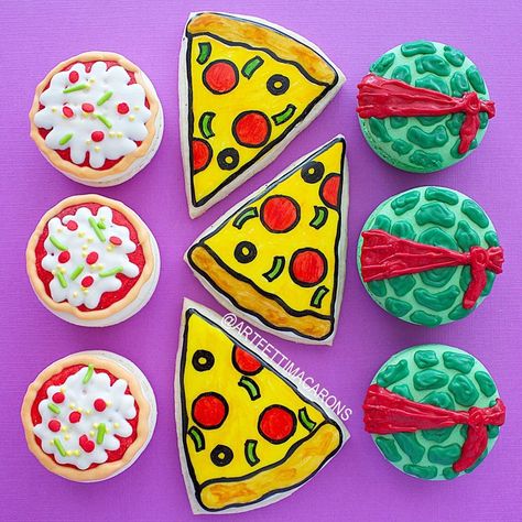 Artfetti Macarons on Instagram: “🐢🍕💜 Ninja Turtle themed French Macarons and Pizzas are available for pre-order on our website at www.artfetticakes.com. Remember, our…” Lego Invitations, Superhero Birthday Cake, Ninja Turtle Cake, Pirate Cake, Lego Cake, Minecraft Cake, Star Wars Birthday, French Macarons, Star Wars Party