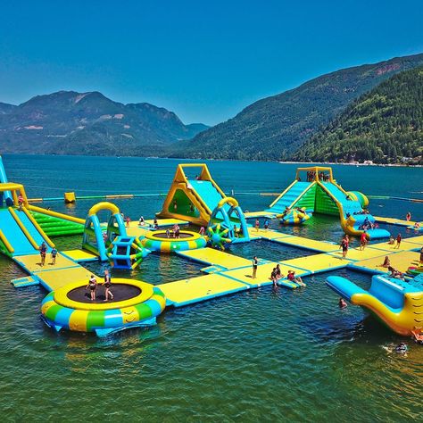 Vancouver Birthday Activities That You And Your Friends Will Really Want To Do - Narcity Backyard Water Parks, Inflatable Island, Lake Toys, Cool Pool Floats, Lake Fun, Inflatable Water Park, Park Equipment, Parc D'attraction, Fun Places To Go