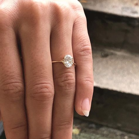 You can't go wrong with a classic solitaire, especially this one! Our Clementine pinch band engagement ring is fabulous with this 8x6 oval… Set Rings, Modern Engagement Rings, Dream Engagement, Classic Engagement Rings, Platinum Engagement Rings, Band Engagement Ring, Vintage Engagement, Bridal Set, Floral Vintage