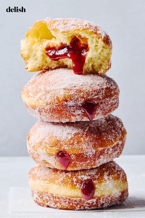 This is more than just a jelly donut. Jelly Doughnut Recipe, Diy Frosting, Pocket Food, Jelly Donuts, Jelly Donut, Polish Desserts, Jelly Doughnuts, Breakfast Places, Doughnut Recipe