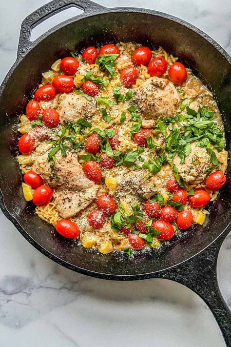 This chicken with preserved lemon and orzo recipe is a delicious weeknight meal. It takes less than 30 minutes to make, a large chunk of which is hands-off time. Chicken With Orzo, Baked Caprese Chicken, Lemon Chicken Orzo, Broccoli Pasta Recipe, Orzo Recipe, Lemon Chicken Pasta, White Bean Soup Recipes, Salmon Salad Recipes, Roasted Red Pepper Pasta