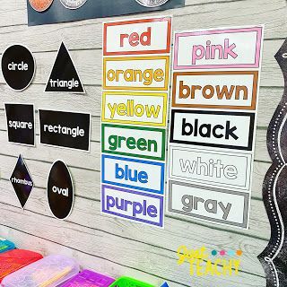 Classroom Shapes Display, Color Posters For Classroom, Preschool Word Walls, Preschool Room Decor, Color Words Poster, Preschool Displays, Kindergarten Posters, Kindergarten Bulletin Boards, Elementary Classroom Themes