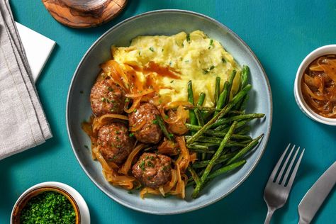 Fresh Meatballs, Meatballs Gravy, Meatballs And Gravy, Hello Fresh Recipes, Roasted Green Beans, Bbq Seasoning, Beef Meatballs, Meatballs Recipe, Hello Fresh