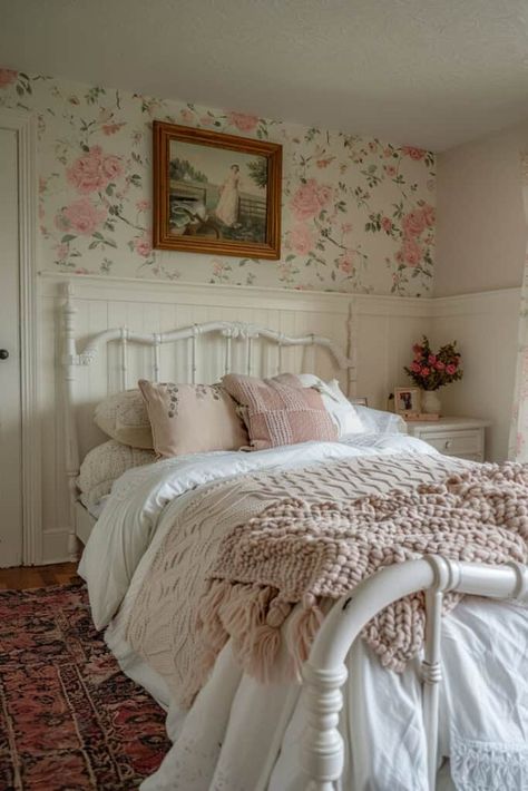 28 Cottage Core Bedroom Decor Ideas » Lady Decluttered Farmhouse Girls Bedroom Ideas, Country Core Bedroom, Granny Bedroom Aesthetic, Floral Farmhouse Decor, Old Lady Bedroom Aesthetic, Farmhouse Room Bedrooms, Grandma Chic Bedroom, Girls Cottage Bedroom, Vintage Bedroom Inspiration