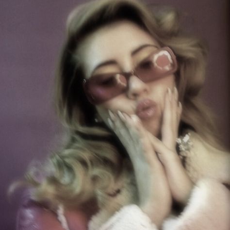 Kali Uchis Spotify Cover, Kali Uchis Playlist Cover, Pfp Kali Uchis, Kali Uchis Widget, Kali Uchis Gif, Kali Uchis Pink, Kali Uchis Icons, Kali Uchis Pfp, Kali Uchis Aesthetic