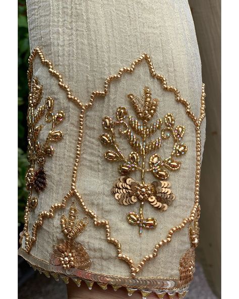 #details #designisinthedetails #detailsmatter #itsallinthedetails #itsallaboutthedetails #detailshots Indian Handwork Embroidery, Cut Dana Work Embroidery, Zardozi Suits, Handwork Motifs, Handwork Designs, Indian Embroidery Designs, Embroidery Fashion Detail, Hand Work Design, Hand Beaded Embroidery