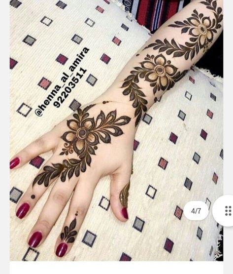 Mehndi Designs Leaves, Khafif Mehndi Design, Floral Henna Designs, Repair Damaged Hair, Legs Mehndi Design, Latest Henna Designs, Rose Mehndi Designs, Mehndi Design Pictures, Very Simple Mehndi Designs