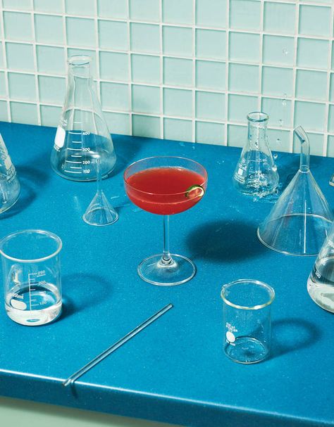 Food Science Aesthetic, Liquid Photography, Science Photography, Glass Aesthetic, Cocktail Photography, Photo Food, Object Photography, Prop Styling, Aesthetic Inspiration