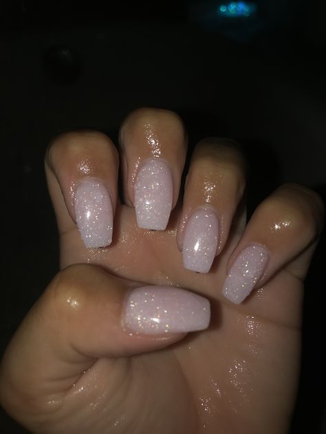 Sparkly White Dip Powder Nails, Sparkly Short Square Nails, Nails White Sparkle Glitter, Plain Nails With Glitter, Short Acrylic Nails Plain Color, Pink And White Sparkle Nails, Pink Glitter Dip Nails, Cabo Nails, Glitter Dip Nails