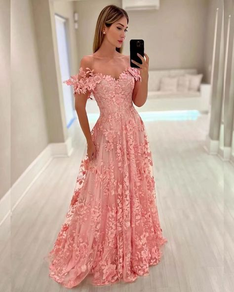 Taylor Swift Party, Maid Of Honour Dresses, Coral Lace, Prom Dresses For Sale, Floral Gown, Evening Gowns Formal, Christmas Dress, Lace Applique, Prom Dresses Long