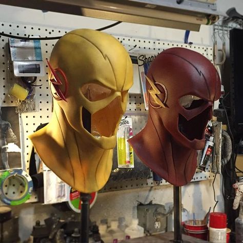 not quite a #flashbackfriday but since today's post is on a #friday and involves the #flash perhaps it's fitting --- here are both versions of my Flash cowl for your viewing pleasure 🎨🤘🏻#theflash #theflashcw #thecw #tvseries #justiceleague #dc #superhero #comics #dccomics #cosplay #costume #cowl #mask #prop #replica #grantgustin #barryallen #reverseflash #red #yellow #art #sculpture #reevzfx Elsa Headband, Aesthetic Cosplay, Flash Cosplay, Flash Costume, Flash Tv Series, Reverse Flash, Superhero Cosplay, Flash Arrow, Univers Dc