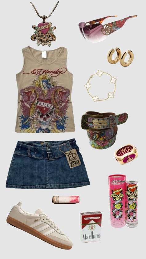 Ed hardy outfit #edhardy #outfit #rockstargf Ed Hardy Outfit, Mcbling Fashion, 2000s Outfits, Sporty Outfits, Artist Style, Ed Hardy, Fashion Pictures, Y2k Fashion, Spring Outfits