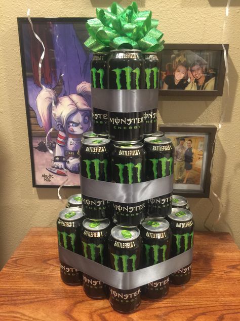 Monster Energy Birthday Cake, Monster Drink Cake, Monster Energy Tattoo, Monster Energy Diy, Monster Energy Cake, Happy Bday Cake, Drink Basket, Beer Cakes, Monster Birthday Cakes