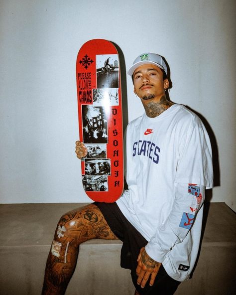 Skate Outfit Men, Skate Outfit, Nyjah Huston, Kung Fu Kenny, Skate Boy, Skateboard Fashion, Skateboard Photography, Skate Man, Studio Photography Poses