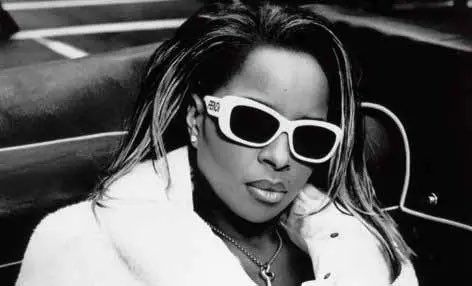 BLH on Twitter: "My favorite MJB era “Share My World”. Today makes this album 26 years old. Queen delivered and that rasp in her voice back in ‘97 was undefeated. https://t.co/nDo4wAGBIu" / Twitter 90s Mary J Blige, Twenty Dollar Bill, Cartoon Rappers, 26 Years Old, Mary J Blige, Mama Mary, Lil Kim, Vintage Black Glamour, Her Voice