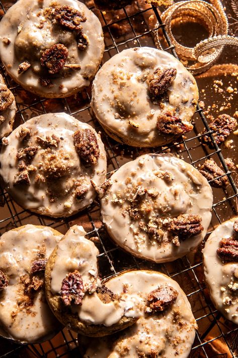 Popular Thanksgiving Desserts, Pecan Bites, Half Baked Harvest Recipes, Pumpkin Sugar Cookies, Butter Pecan Cookies, Cinnamon Cookies, Pecan Cookies, Harvest Recipes, Pumpkin Oatmeal