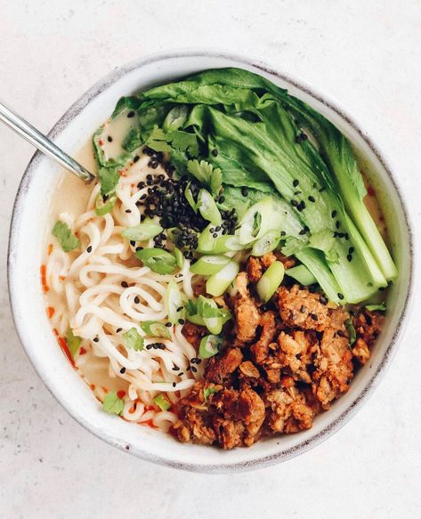 Who says you need to travel to Japan to taste great ramen? With this easy vegan tantanmen recipe you can indulge yourself with a comforting noodle soup dish from the comfort of your own home! #bestofvegan #veganramen #veganjapanese #vegantantanmen Vegan Tantanmen, Tantanmen Ramen, Tess Begg, Vegan Ramen Recipes, Vegan Japanese, Travel To Japan, Sesame Paste, Rice Noodle Soups, Vegan Noodles