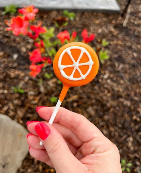 Orange Cream Cake Pops, Orange Cake Pops Ideas, Orange Sickle Cake, Starbucks Orange Cake Pop, Orange Cake Pops, Bachelorette Party Favors Diy, Orange Cream Cake, Pottery Barn Diy, Starbucks Cake Pops