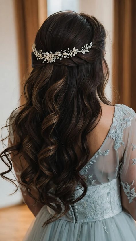 Wedding Hairstyles With Bangs Half Up, Sister Hairstyles, Hair Bangs Straight, Ponytail Hairstyles Wedding, Bridesmaid Guide, Updo Long Hair, Half Up Half Down Updo, Wedding Short Hair, Ponytail Wedding