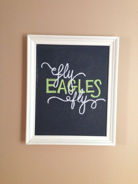 Philadelphia Eagles game day chalkboard Eagles Chalkboard Art, Diy Philadelphia Eagles Decor, Philadelphia Eagles Party Ideas, Eagles Football Party, Eagles Party, Philadelphia Eagles Game Day, Eagles Superbowl, Eagles Game Day, Sports Embroidery