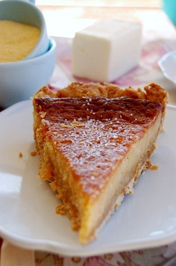 Salt and honey come together to make an irresistable pie! Salted Honey Pie, Custard Pie Recipe, Honey Pie, Tasty Kitchen, Custard Pie, Sweet Pie, Honey Recipes, Cakes And Pies, Pies And Tarts