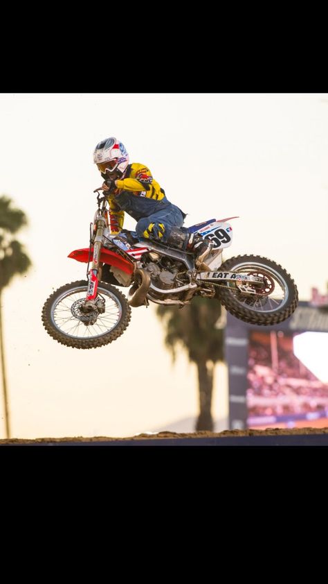 Ronnie Mac Ronnie Mac, Ricky Carmichael, Jett Lawrence, Enduro Motocross, Dirt Bike Racing, Cool Dirt Bikes, James Stewart, Bike Racing, Friends Image