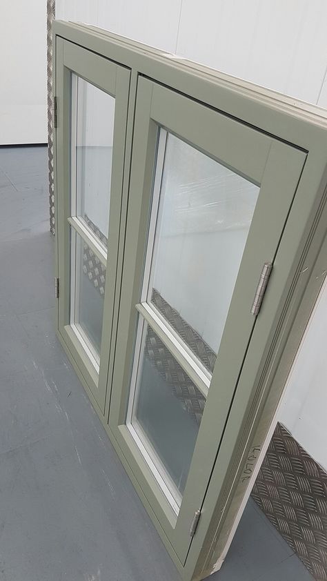 Dual colour casement window with horizontal bar. Supplied by Timber Windows Direct. Wooden Window Colours Ideas, Casement Windows Exterior, Wooden Sash Windows, Window Structure, Modern Window Design, Aluminium Sliding Doors, Car Port, Casement Window, Sliding Door Design