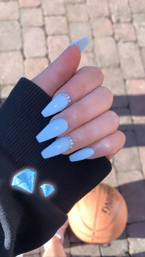 White Blue Nails Acrylic, Sky Blue Coffin Acrylics, Sky Blue Acrylic Nails Coffin, Light Blue Nails With Diamonds, Light Blue Nails With Gems, Blue Acrylic Nails With Gems, Baby Blue And White Acrylic Nails, Blue Nails Gems, Sky Blue Nails Coffin