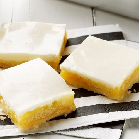 I've put together two family cookbooks over the years, and this recipe ranks among my favorites. These special lemon bars have a yummy shortbread crust and a refreshing flavor. I never hesitate to make this dessert for guests since I know it will be a hit. —Margaret Peterson, Forest City, Iowa 13x9 Desserts, Recipe For Lemon Bars, Best Lemon Bars, Shortbread Recipe, Lemon Dessert, Lemon Bars Recipe, Dessert Platter, Dessert Bar Recipe, Bar Recipes